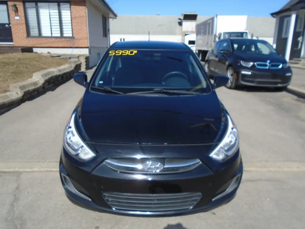 Front view of the 2016 Hyundai Accent, highlighting its compact design, grille, and headlights.